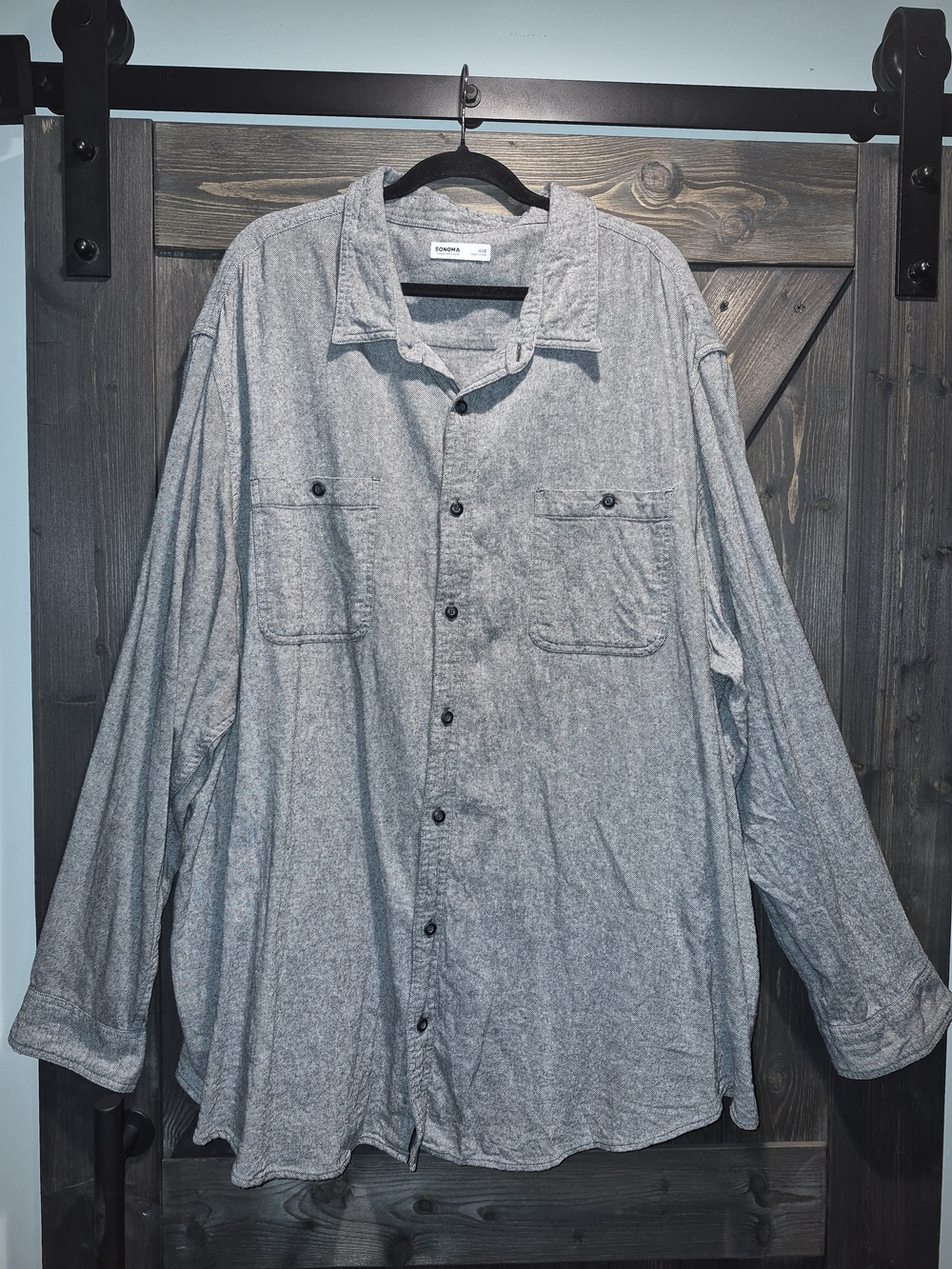 Sonoma Men's Charcoal Gray Casual Long Sleeve Button-Down Shirt